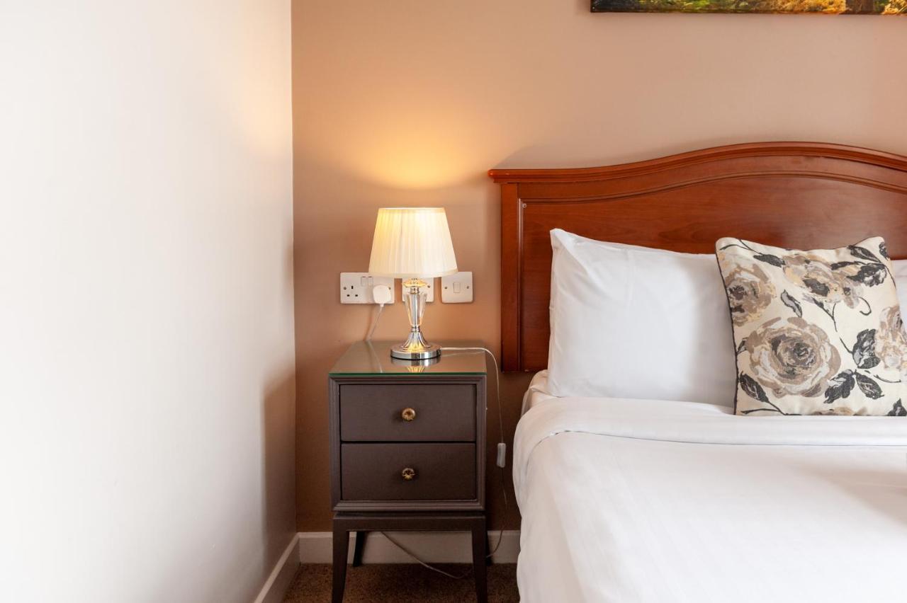 Hotel Thirteen On The - Eyre Square