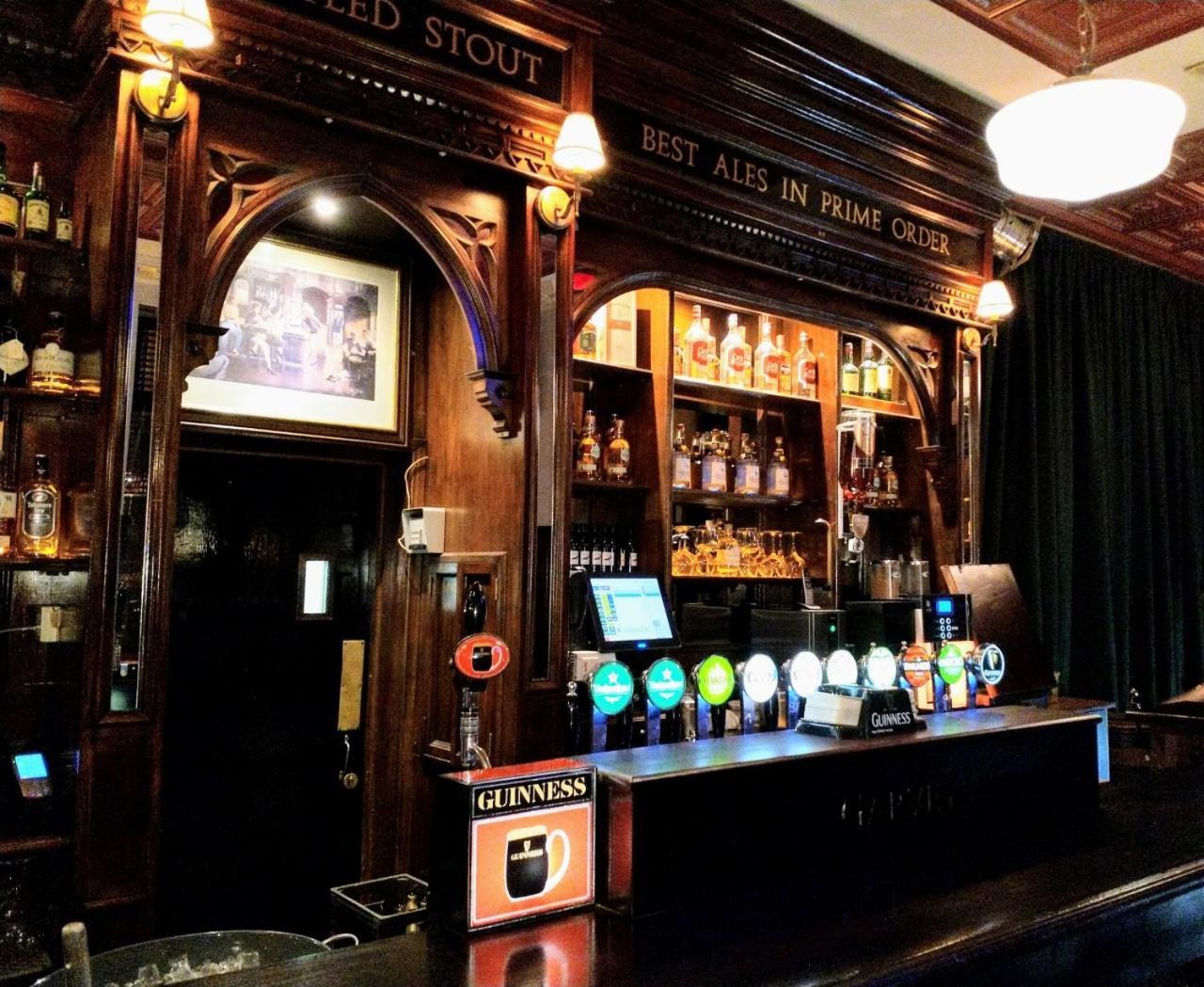 Hotel Thirteen On The - Eyre Square